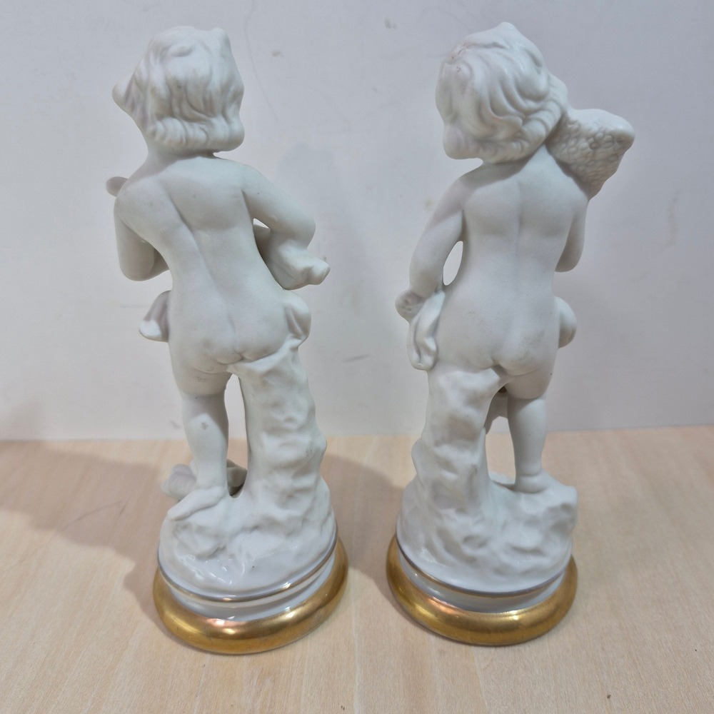 Vintage Cherub Angel Figurines Pair Porcelain‎ Made in Japan Gold Base - Picture 3 of 9